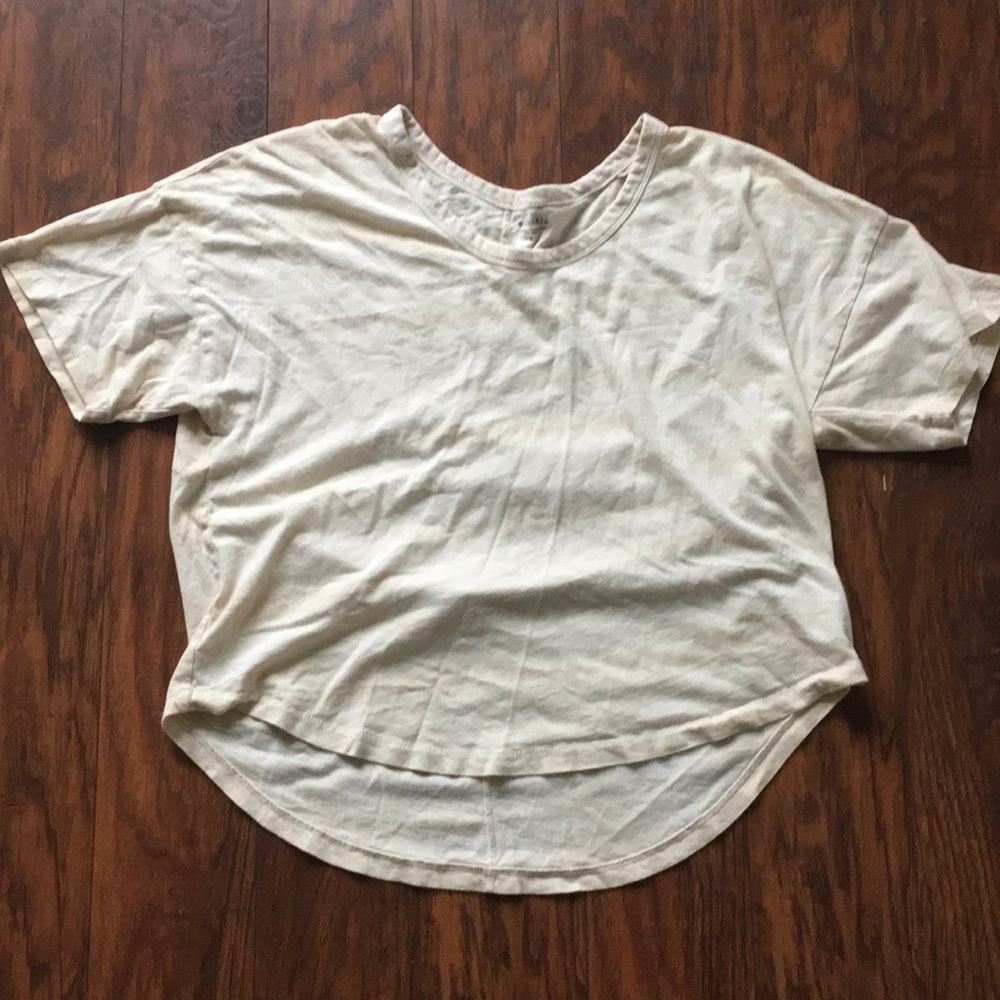 Athleta shirt
